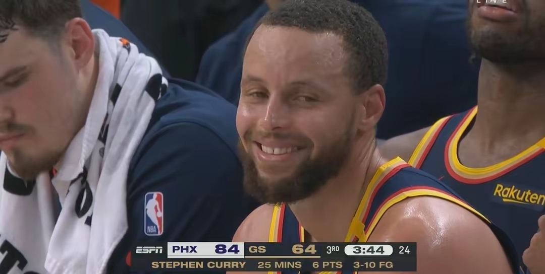 包含库里在热火比赛中赛况扑朔迷离，问鼎冠军引发热议！的词条